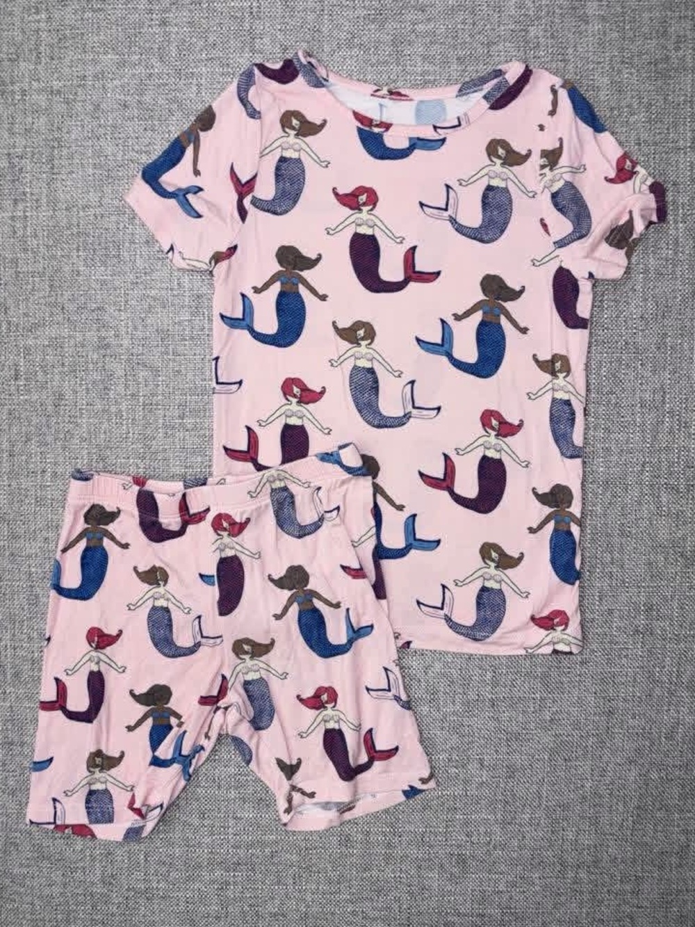 Pink Chicken 4Y Pink Mermaid Print Short Pajama Set